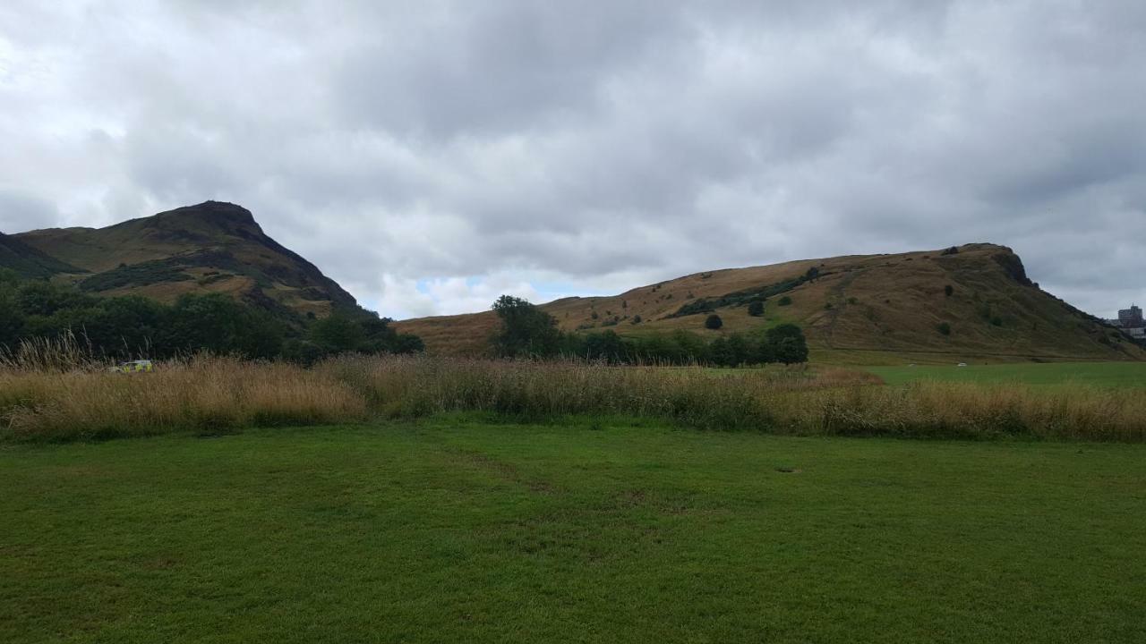 Holyrood Park Apartment Edimburgo Exterior foto